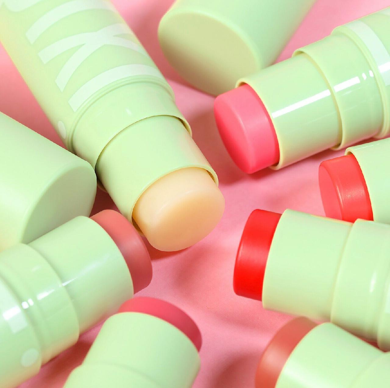 PIXI +Hydra Lip Treat Balm